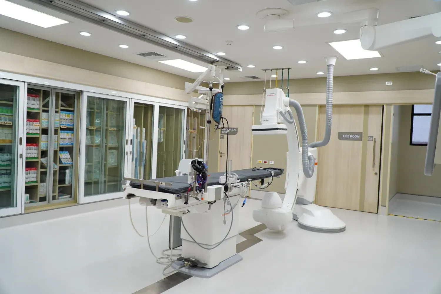 cath-lab-pic-2.jpg