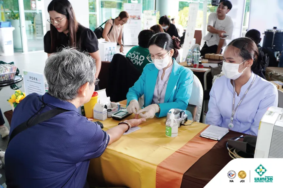 โรงพยาบาลนนทเวช ส่งต่อความรู้ “พุงนำโรค” ในงานชีวจิต Roadshow 2026 ณ Energy Complex — 3