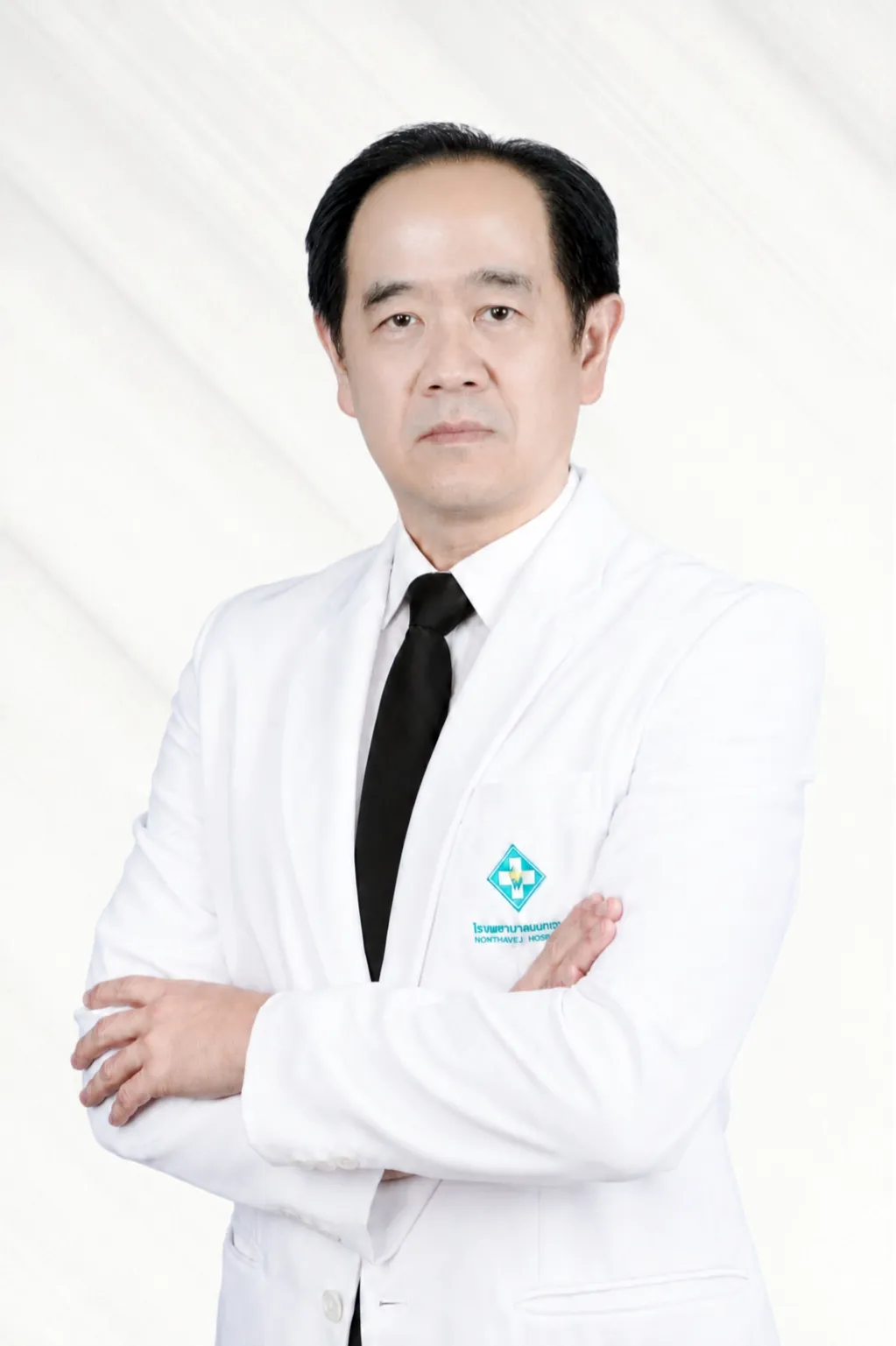 นพ.กรัสบูรณ์ อลงกรณ์รัศมี