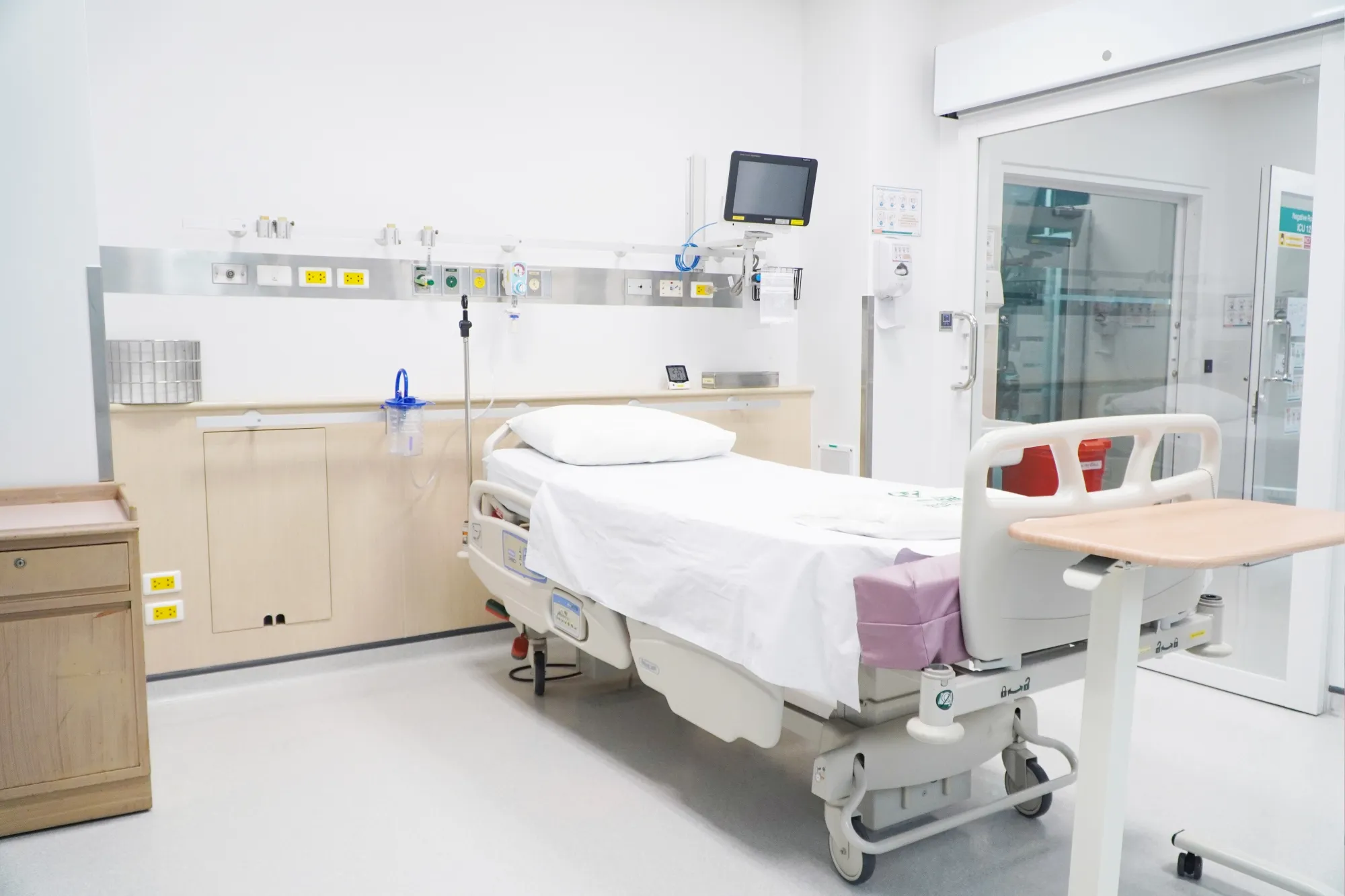 Negative Isolation ICU 1